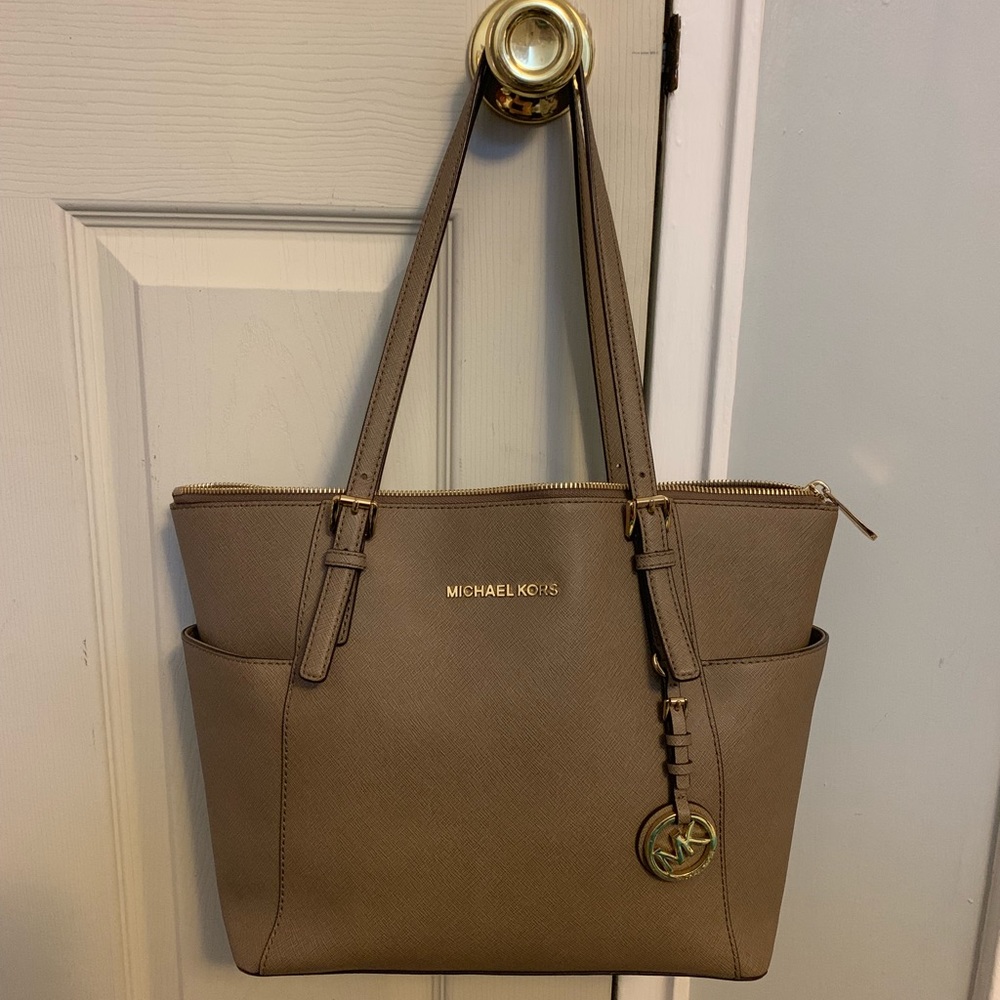 Michael Kors East West Zip Top Tote